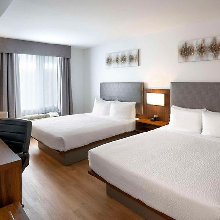 Quality Inn Quebec City Exterior photo