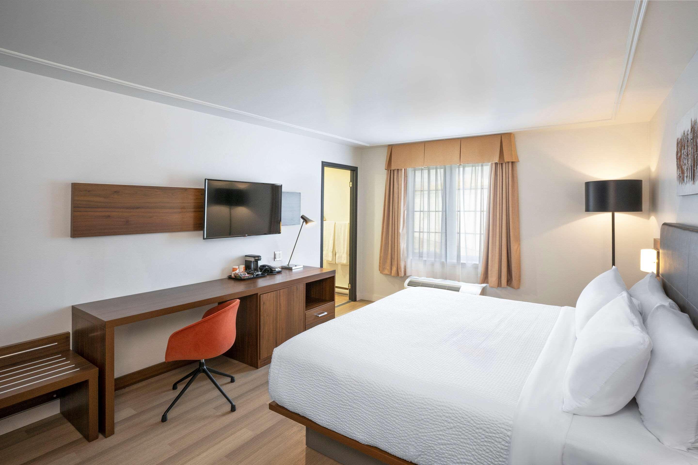 Quality Inn Quebec City Exterior photo