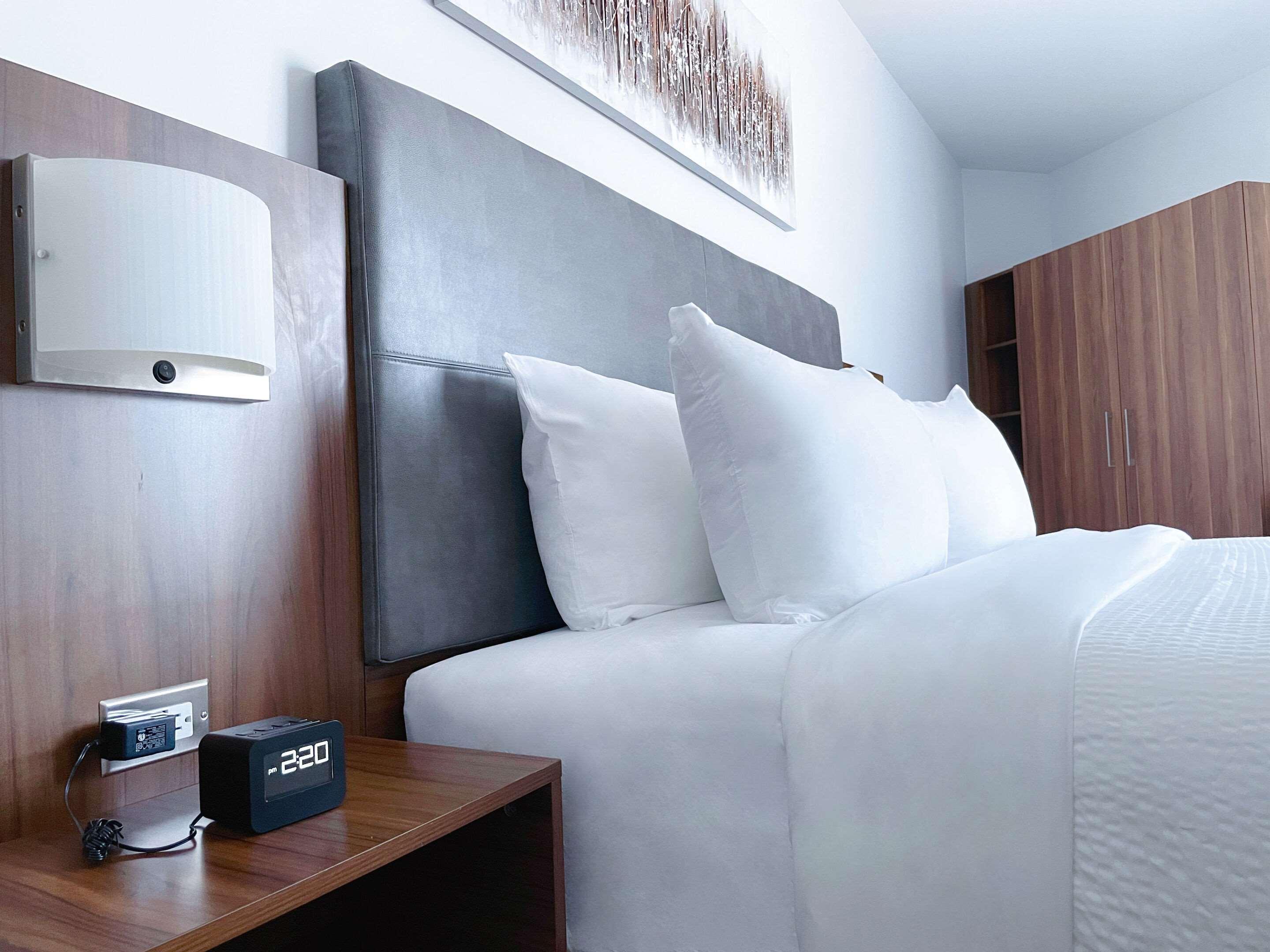 Quality Inn Quebec City Exterior photo