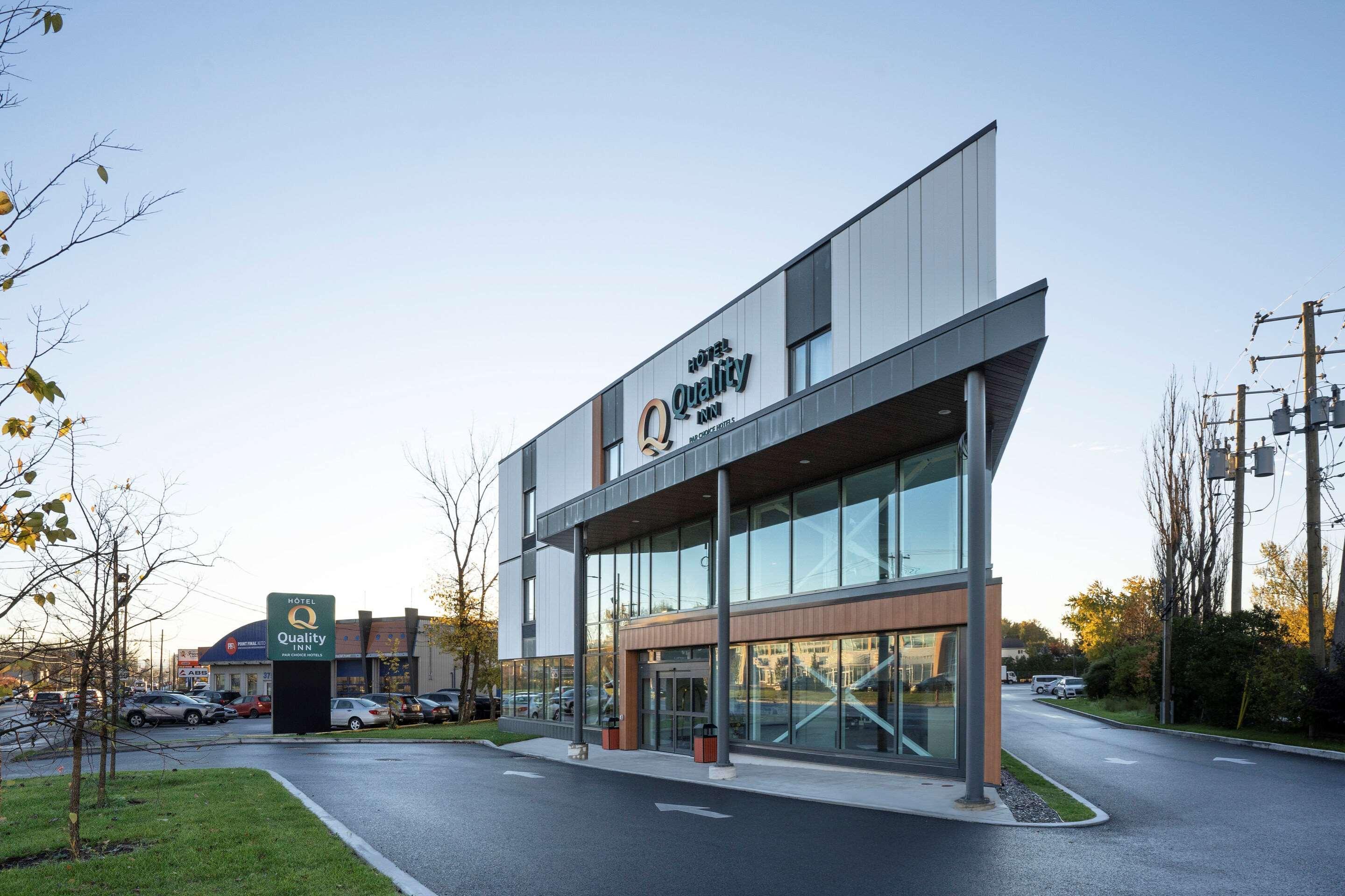 Quality Inn Quebec City Exterior photo