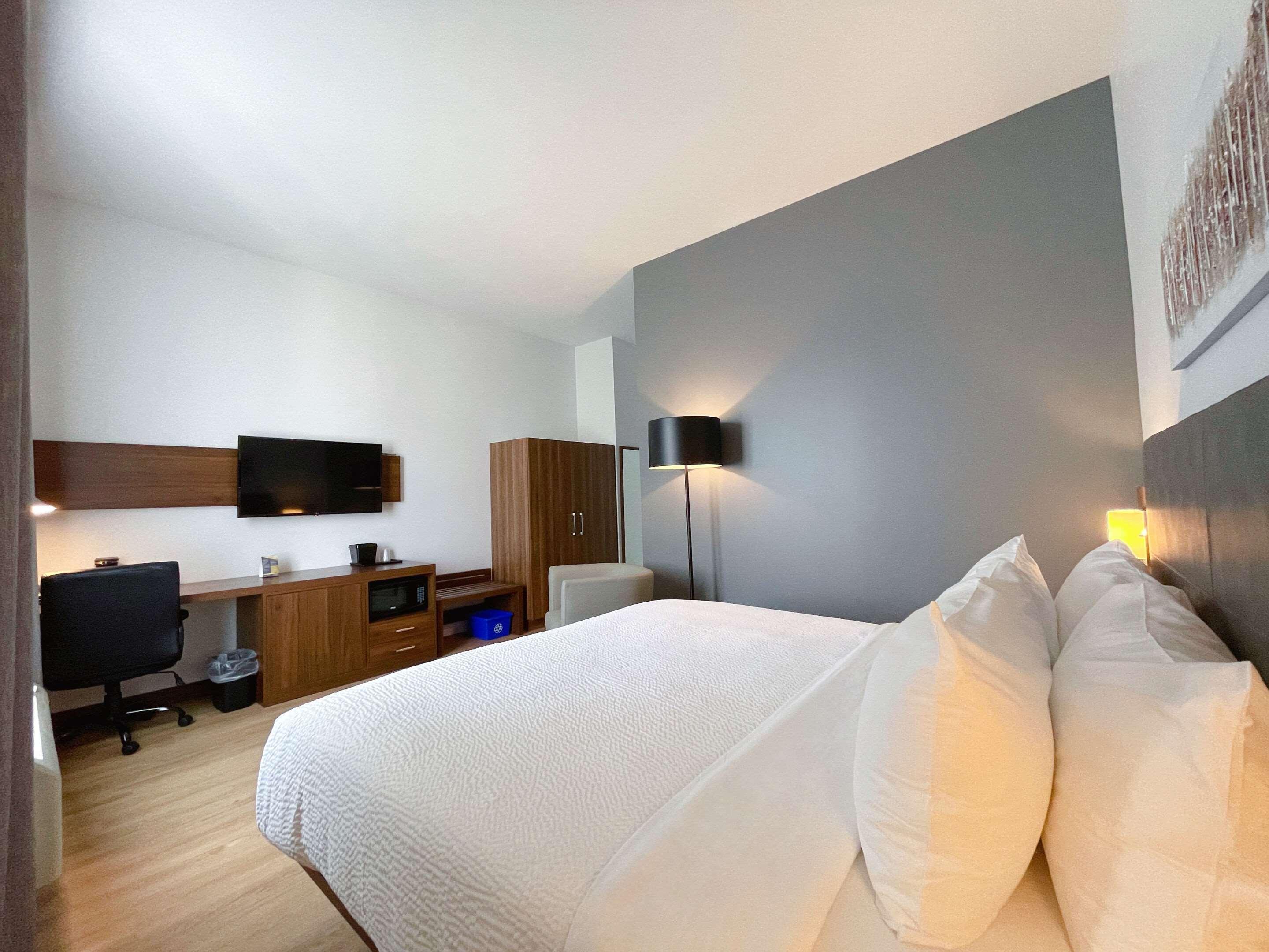 Quality Inn Quebec City Exterior photo
